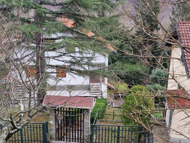 Villa Indipendente in vendita a Tercesi, Torriglia