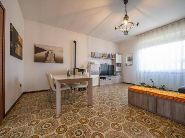 Villa Indipendente in vendita a Torrile