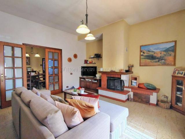 Villa Indipendente in vendita a Torrita, Toscana