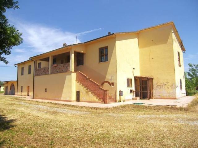 Villa Indipendente in vendita a Torrita, Toscana