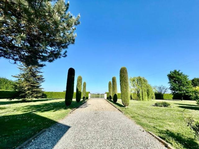 Villa Indipendente in vendita a Piemonte, Alessandria