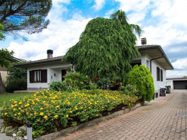 Villa Indipendente in vendita a Piemonte, Alessandria