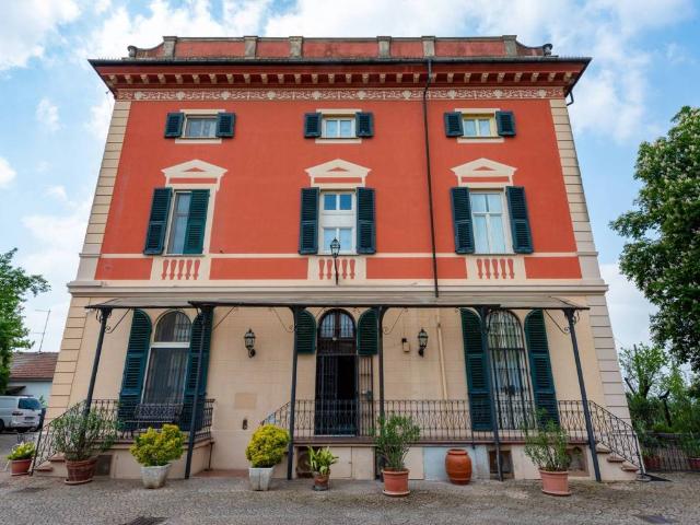 Villa Indipendente in vendita a Piemonte, Alessandria