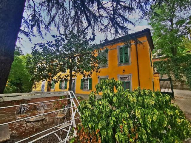 Villa Indipendente in vendita a Piemonte, Alessandria