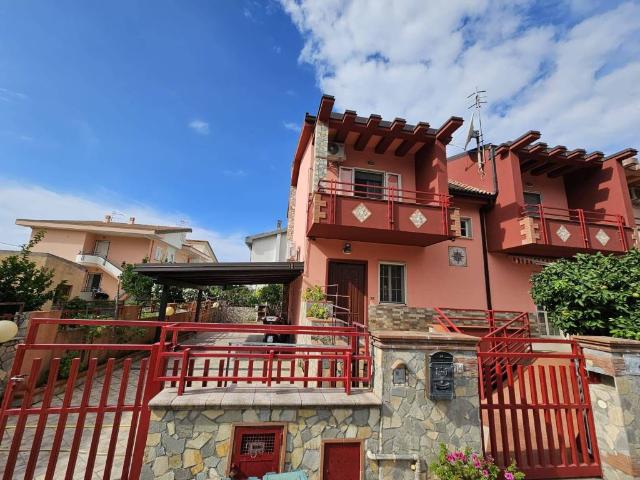 Villa Indipendente in vendita a Calabria, Cosenza