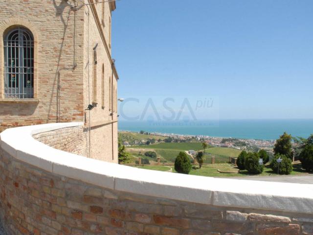 Villa Indipendente in vendita a Unione dei Comuni della Val Vibrata, Tortoreto