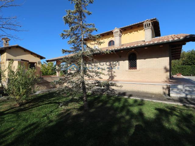 Villa Indipendente in vendita a Unione dei Comuni della Val Vibrata, Tortoreto