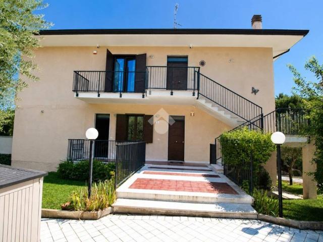 Villa Indipendente in vendita a Tortoreto Lido, Tortoreto