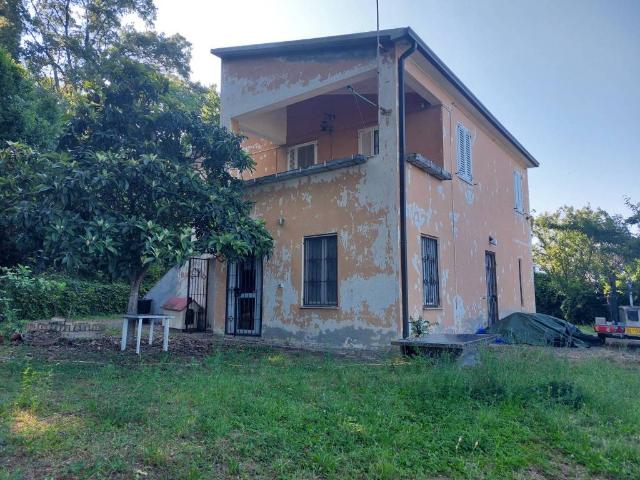 Villa Indipendente in vendita a Unione dei Comuni della Val Vibrata, Tortoreto