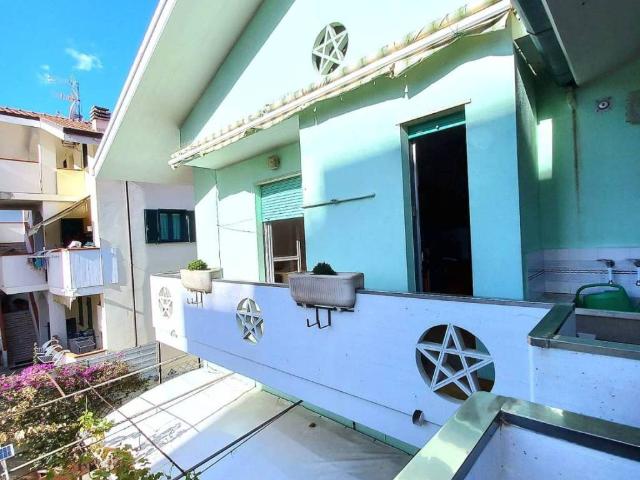 Villa Indipendente in vendita a Unione dei Comuni della Val Vibrata, Tortoreto