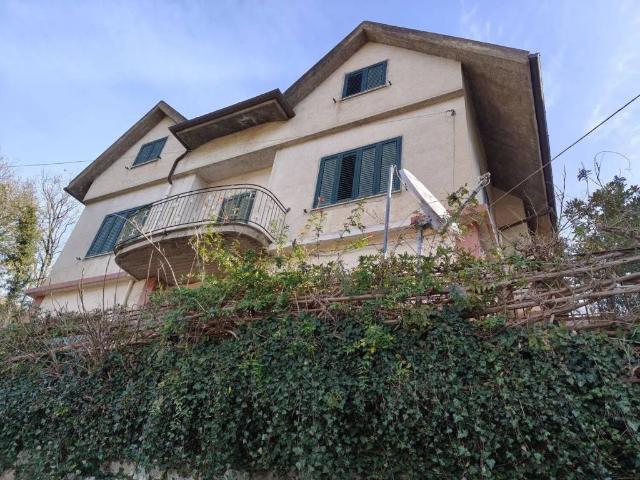 Villa Indipendente in vendita a Tortorici, Sicilia