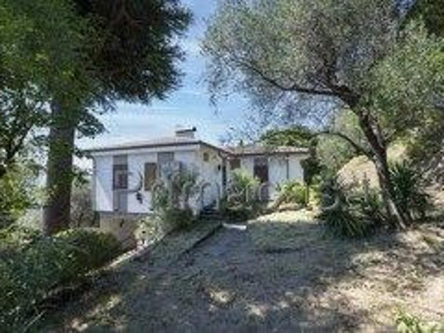 Villa Indipendente in vendita a Comunità Montana Parco Alto Garda bresciano, Toscolano Maderno