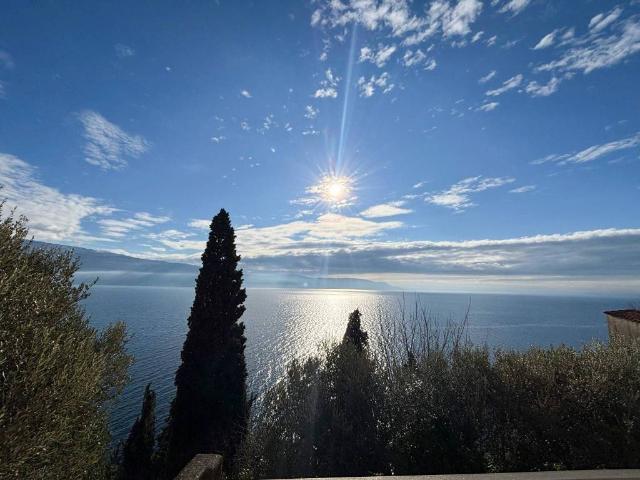 Villa Indipendente in vendita a Comunità Montana Parco Alto Garda bresciano, Toscolano Maderno