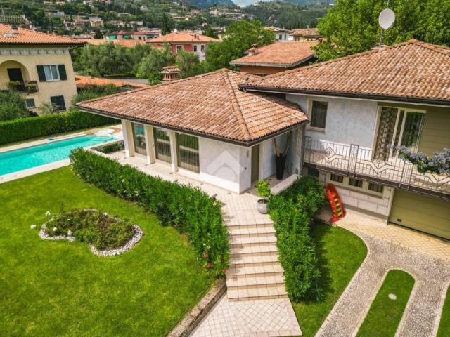 Villa Indipendente in vendita a Comunità Montana Parco Alto Garda bresciano, Toscolano Maderno