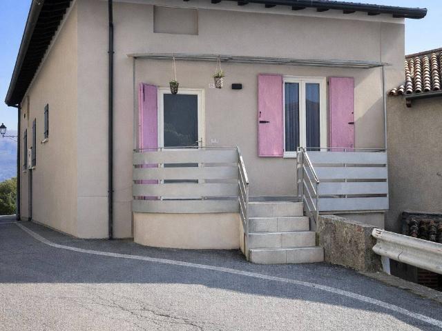 Villa Indipendente in vendita a Comunità Montana Parco Alto Garda bresciano, Toscolano Maderno