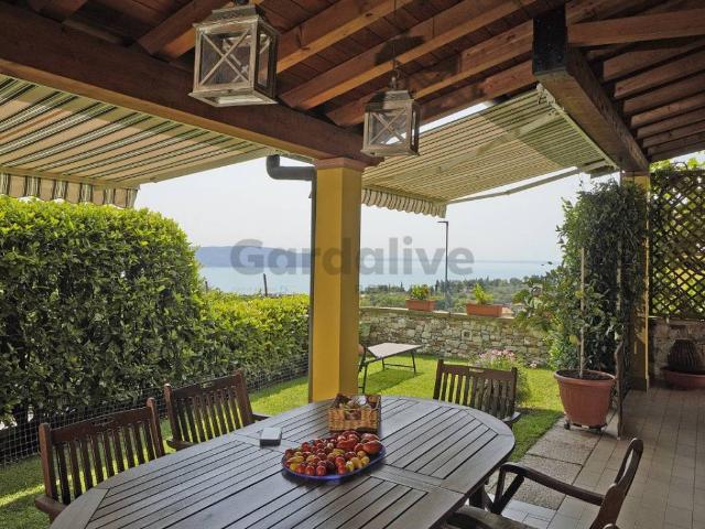 Villa Indipendente in vendita a Comunità Montana Parco Alto Garda bresciano, Toscolano Maderno