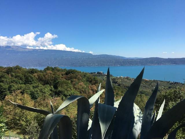 Villa Indipendente in vendita a Comunità Montana Parco Alto Garda bresciano, Toscolano Maderno