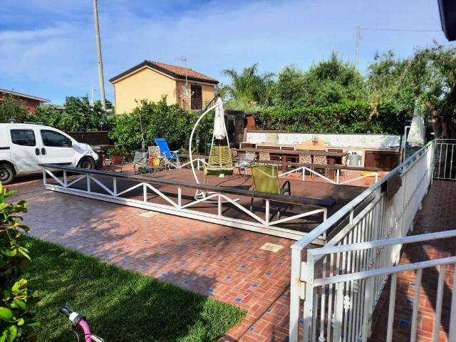 Villa Indipendente in vendita a San Nicola l'Arena, Trabia