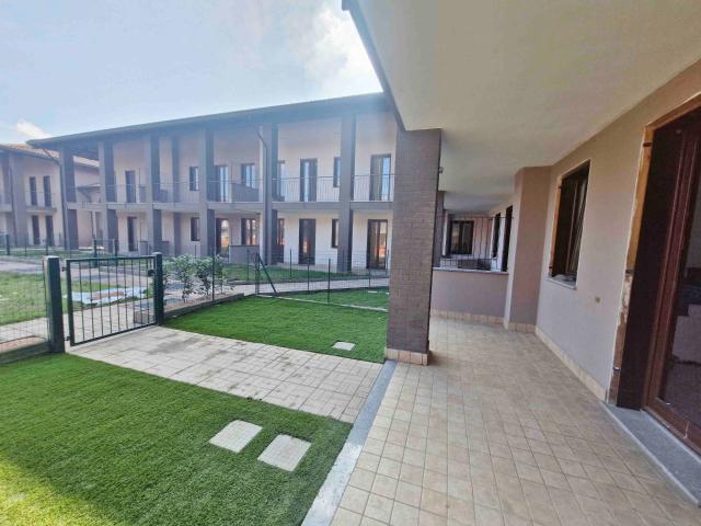 Villa Indipendente in vendita a Lonate Ceppino, Lombardia