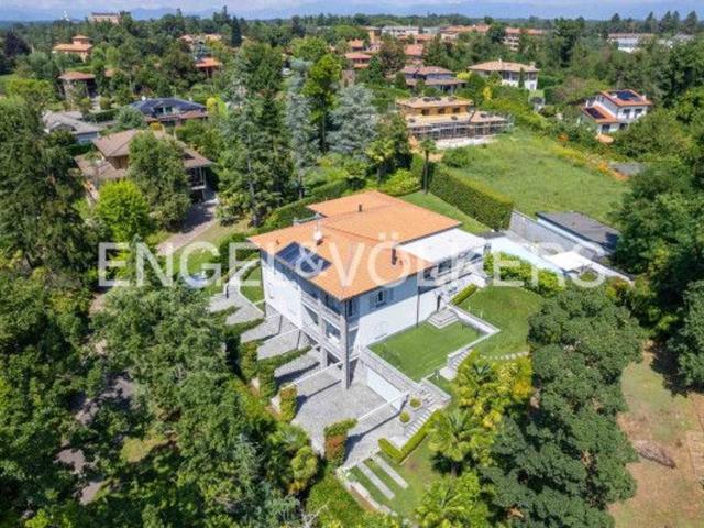 Villa Indipendente in vendita a Barnasc, Tradate