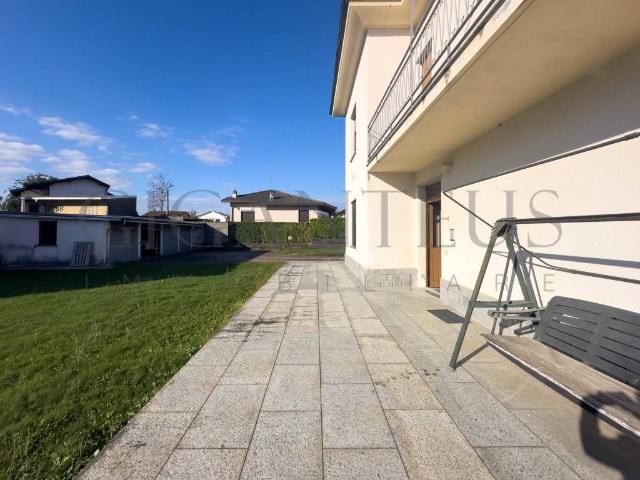 Villa Indipendente in vendita a Lodula, Tradate