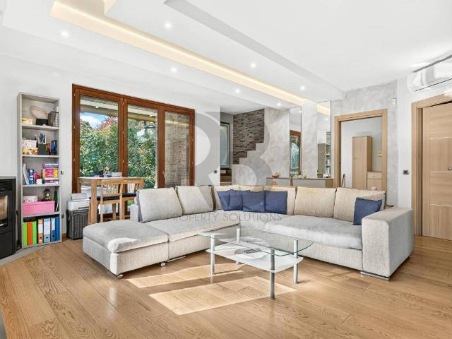 Villa Indipendente in vendita a Barnasc, Tradate