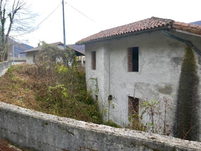 Villa Indipendente in vendita a Tramonti Di Sotto, Friuli-Venezia Giulia