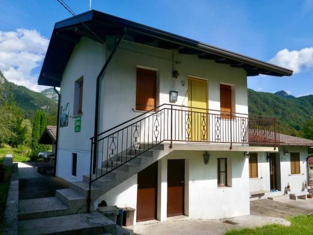 Villa Indipendente in vendita a Tramonti Di Sotto, Friuli-Venezia Giulia