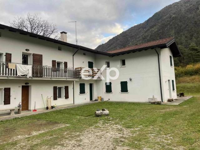 Villa Indipendente in vendita a Tramonti Di Sotto, Friuli-Venezia Giulia