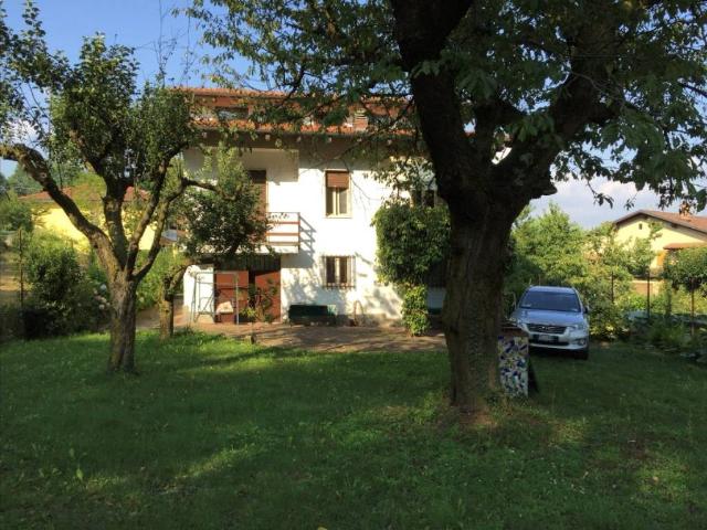Villa Indipendente in vendita a San Bernardino, Piemonte