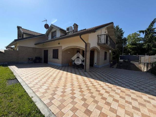 Villa Indipendente in vendita a San Bernardino, Piemonte