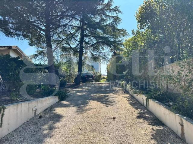 Villa Indipendente in vendita a Puglia, Barletta-andria-trani