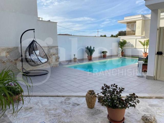 Villa Indipendente in vendita a Puglia, Barletta-andria-trani