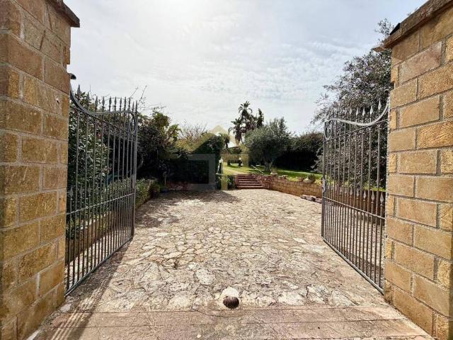 Villa Indipendente in vendita a Partinico, Sicilia