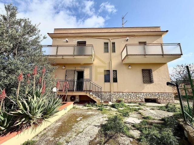Villa Indipendente in vendita a Trappeto, Sicilia