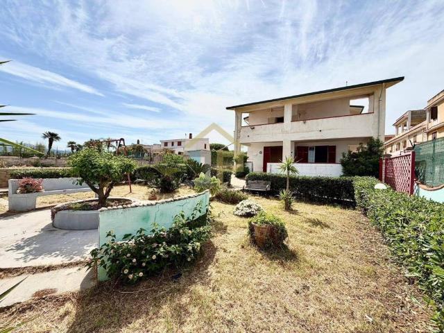 Villa Indipendente in vendita a Trappeto, Sicilia