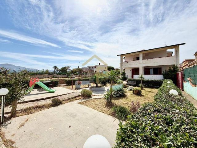 Villa Indipendente in vendita a Trappeto, Sicilia