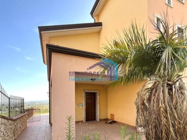 Villa Indipendente in vendita a Taormina, Sicilia