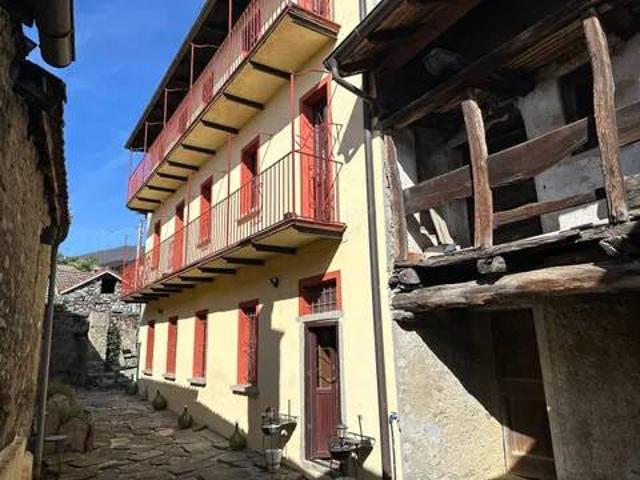 Villa Indipendente in vendita a Piemonte, Verbano-cusio-ossola