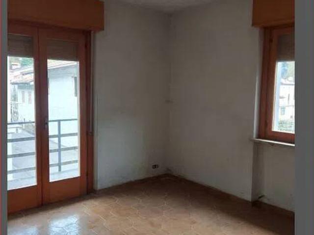 Villa Indipendente in vendita a Trasaghis, Friuli-Venezia Giulia