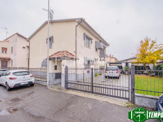 Villa Indipendente in vendita a Rotta, Travacò Siccomario
