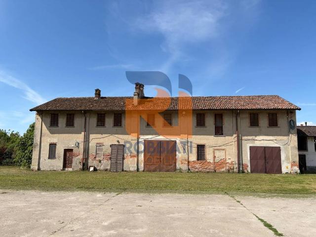 Villa Indipendente in vendita a Travacò Siccomario, Lombardia