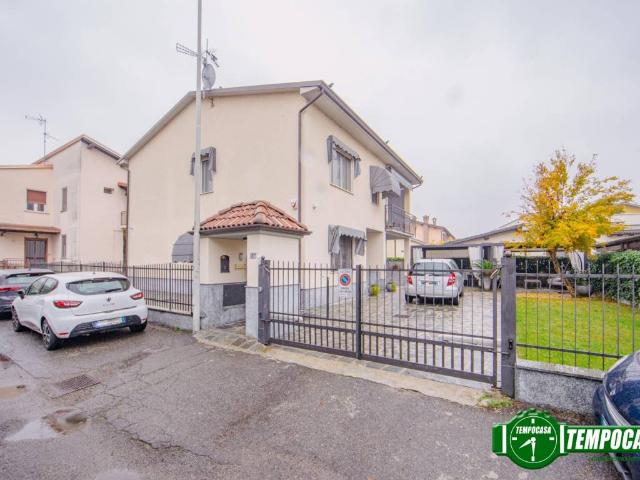 Villa Indipendente in vendita a Rotta, Travacò Siccomario