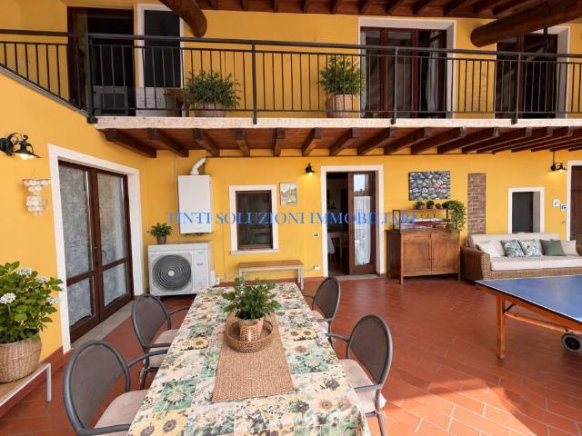 Villa Indipendente in vendita a Travagliato, Brescia