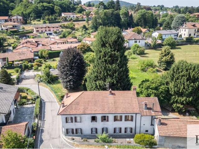 Villa Indipendente in vendita a Molini, Travedona Monate