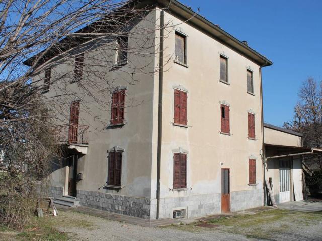 Villa Indipendente in vendita a Traversetolo, Reggio Emilia