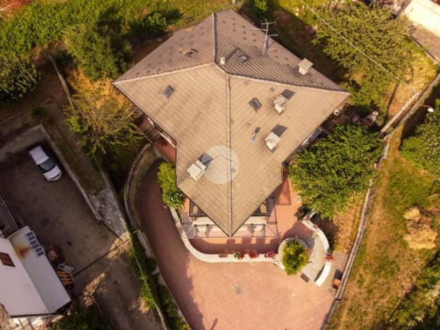 Villa Indipendente in vendita a Unione Montana Alpi Graie, Piemonte