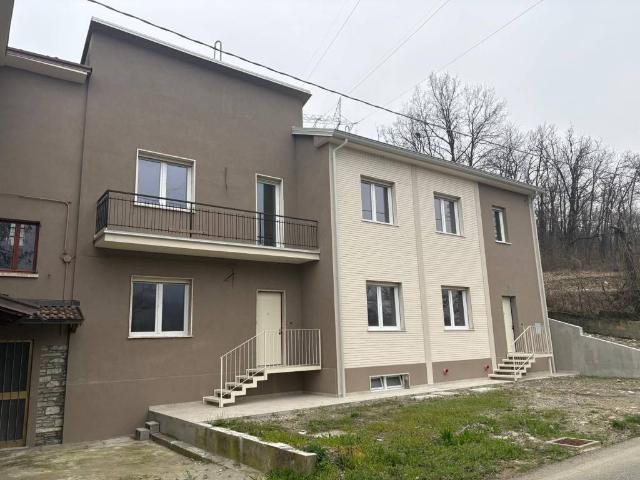 Villa Indipendente in vendita a Travo, Reggio Emilia