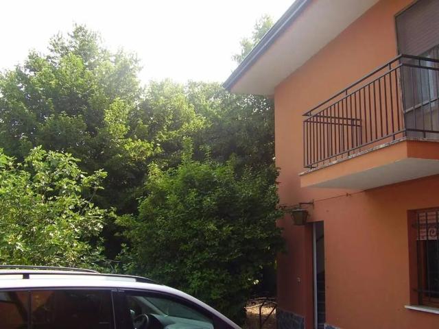 Villa Indipendente in vendita a Denavolo, Travo