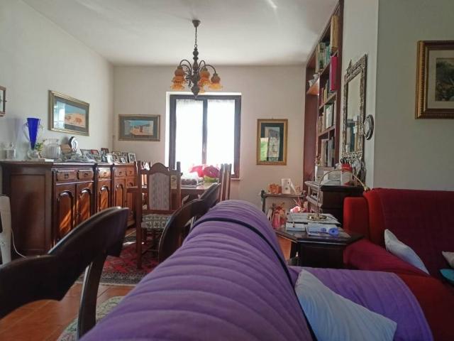 Villa Indipendente in vendita a Travo, Reggio Emilia